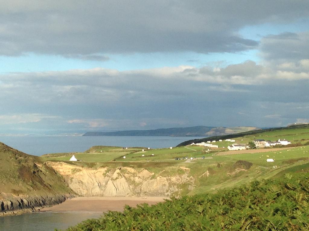 Llety Teifi Guesthouse Cardigan Esterno foto